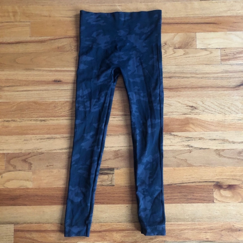SPANX high Waist Camo Seamless Leggings M - Picture 2 of 7